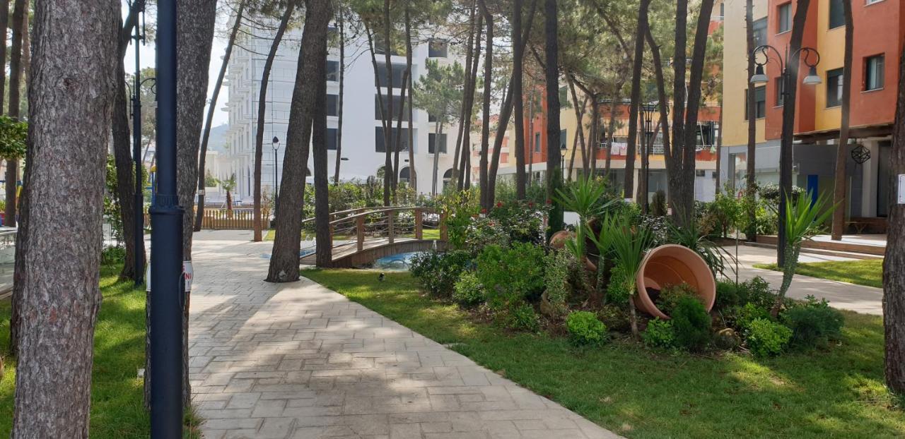 Beach View Apartment, Golem ดูร์เรส ภายนอก รูปภาพ