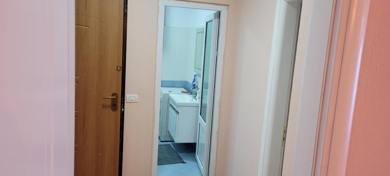 Beach View Apartment, Golem ดูร์เรส ภายนอก รูปภาพ