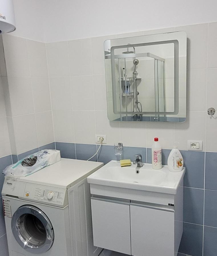 Beach View Apartment, Golem ดูร์เรส ภายนอก รูปภาพ