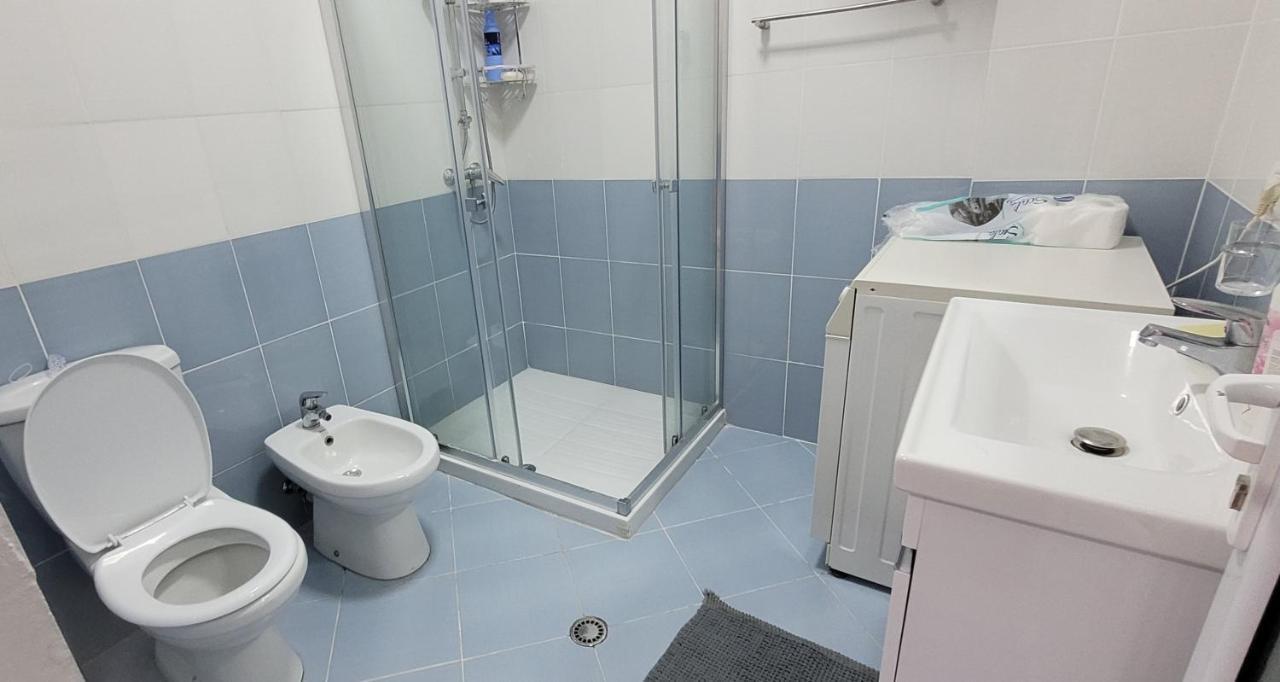 Beach View Apartment, Golem ดูร์เรส ภายนอก รูปภาพ
